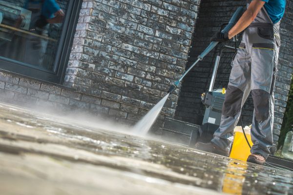 Storefront Pressure Washing in Melbourne