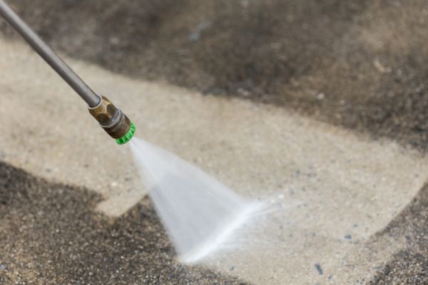 Cost of Garage Floor Power Washing in Melbourne