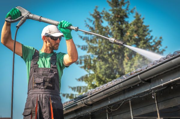 Cost of Gutter Washing in Melbourne