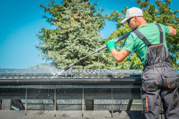 Cost of Gutter Power Washing in Melbourne