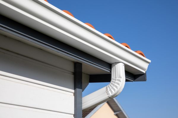 Roofline Cleaning in Melbourne