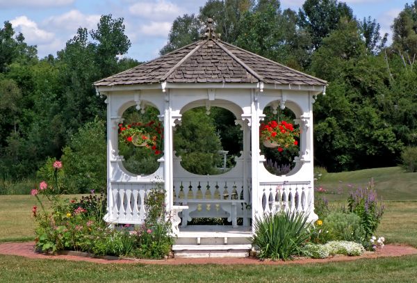 Cost of Gazebo Cleaning in Melbourne