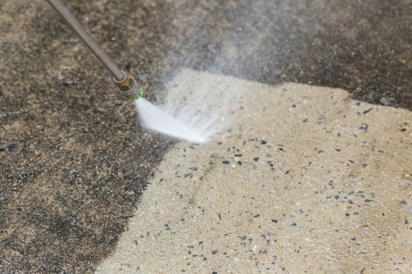 Cost of Deck Concrete Cleaning in Melbourne