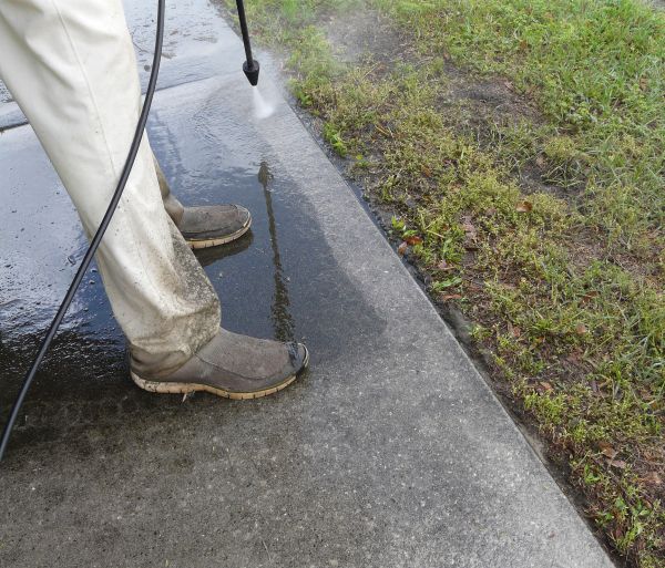 Cost of Concrete Slab Powerwashing in Melbourne